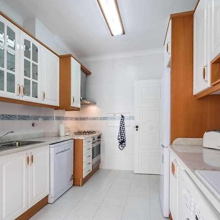 Apart Lisboa Confortavel 2 Quartos Com Terraco 오디벨라스 외부 사진