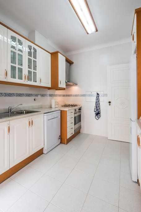 Apart Lisboa Confortavel 2 Quartos Com Terraco 오디벨라스 외부 사진