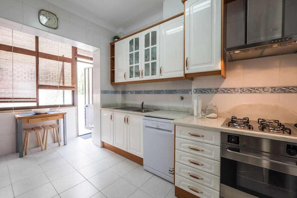 Apart Lisboa Confortavel 2 Quartos Com Terraco 오디벨라스 외부 사진