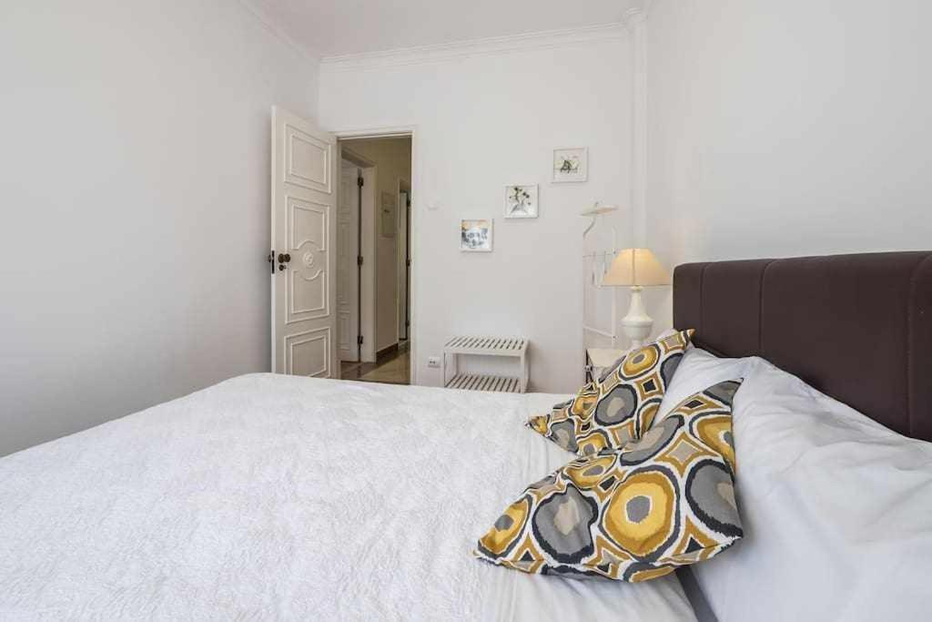 Apart Lisboa Confortavel 2 Quartos Com Terraco 오디벨라스 외부 사진